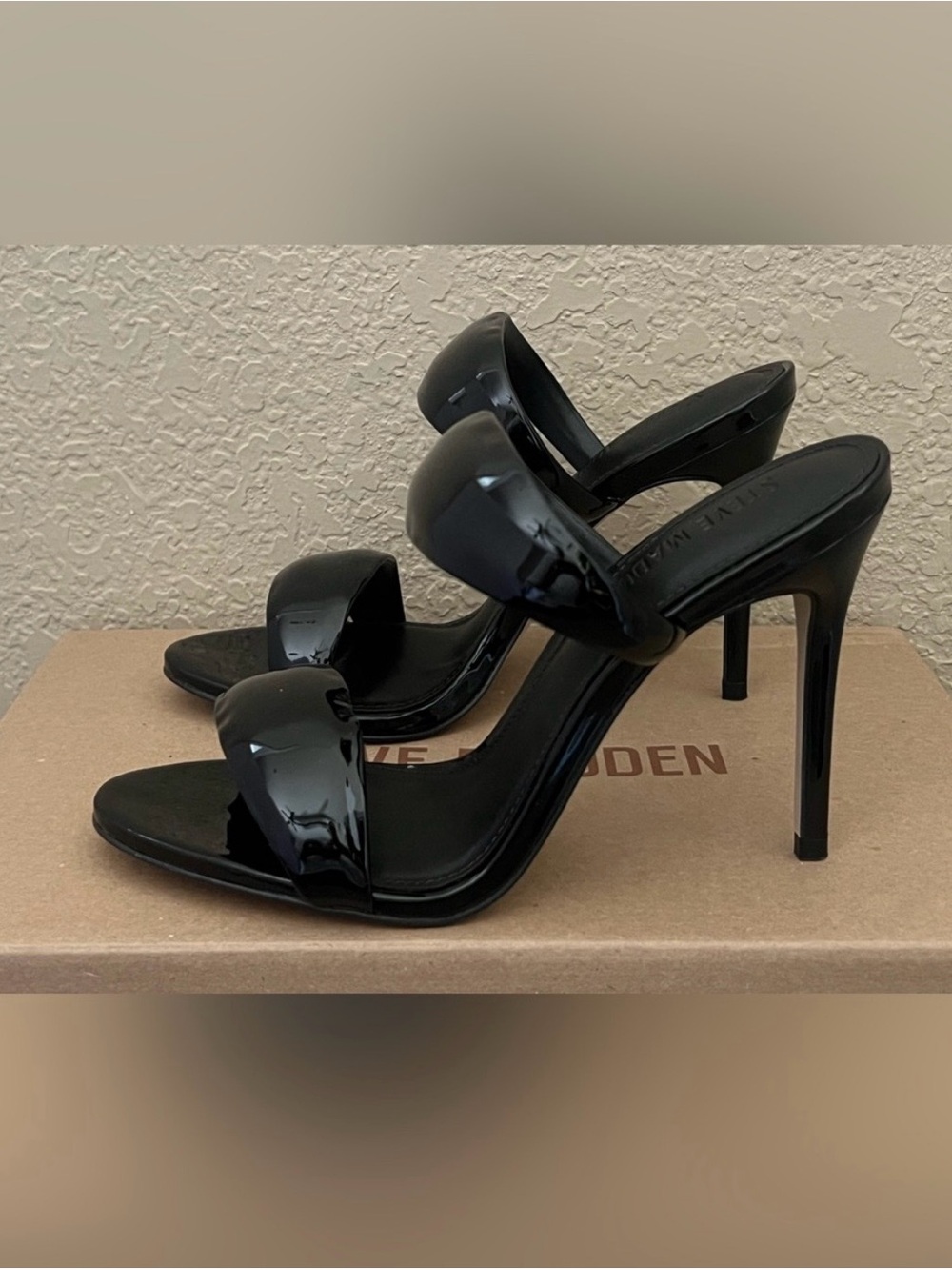 Steve Madden Women's Saturn
Black Color Heels Size-9.5M - Picture 2 of 12